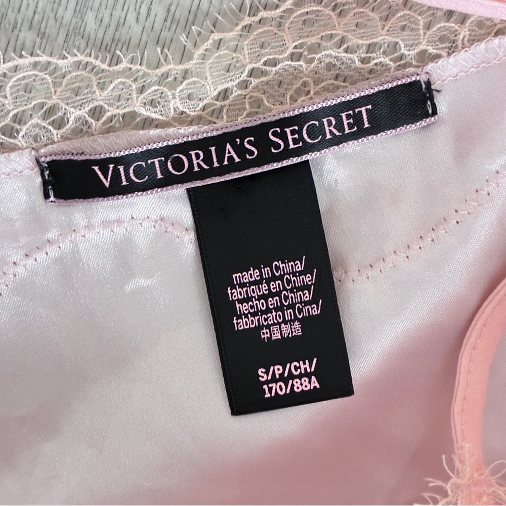 Victoria's Secret Ombré Pink and Purple Chemise with Lace Detailing - Picture 4 of 8